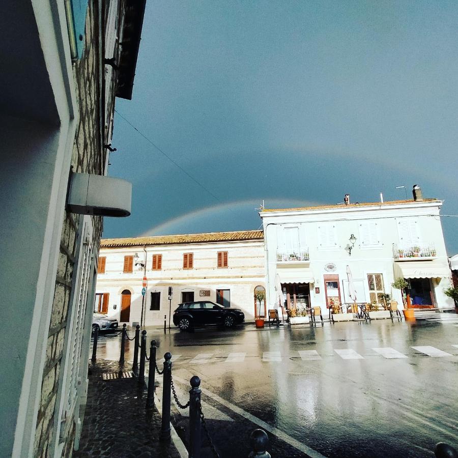 Affittacamere Le Tre Sorelle Sirolo Kültér fotó